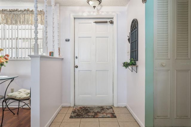 502 AVOCADO CIRCLE, Brandon, FL 33510