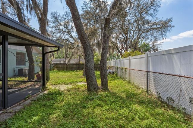 502 AVOCADO CIRCLE, Brandon, FL 33510