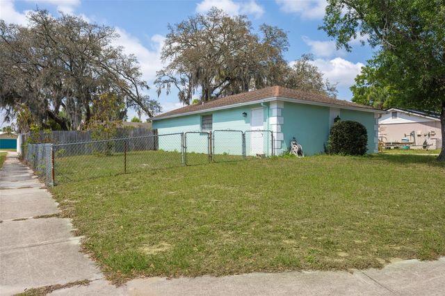 502 AVOCADO CIRCLE, Brandon, FL 33510