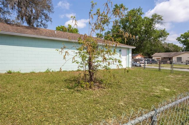 502 AVOCADO CIRCLE, Brandon, FL 33510