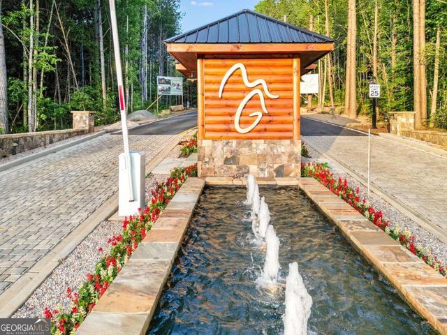 68 Mountaingate Way, Ellijay, GA 30536