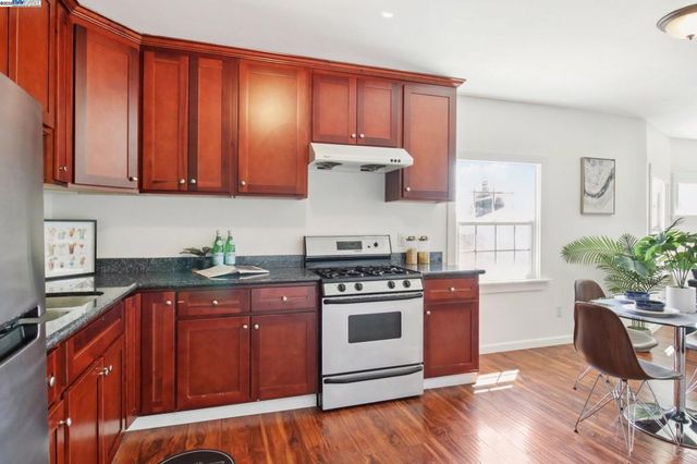 2150 50Th Ave, Oakland, CA 94601