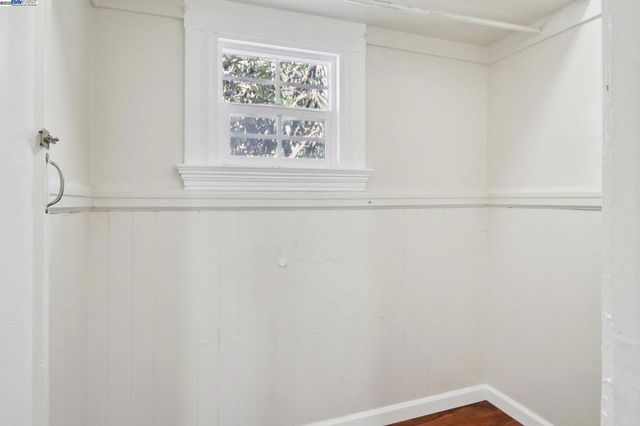 2150 50Th Ave, Oakland, CA 94601