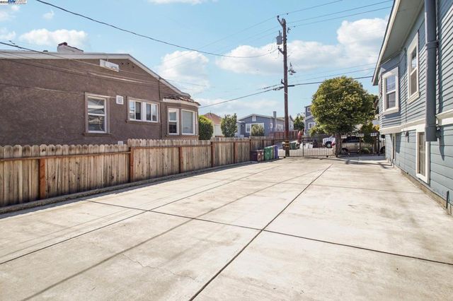 2150 50Th Ave, Oakland, CA 94601