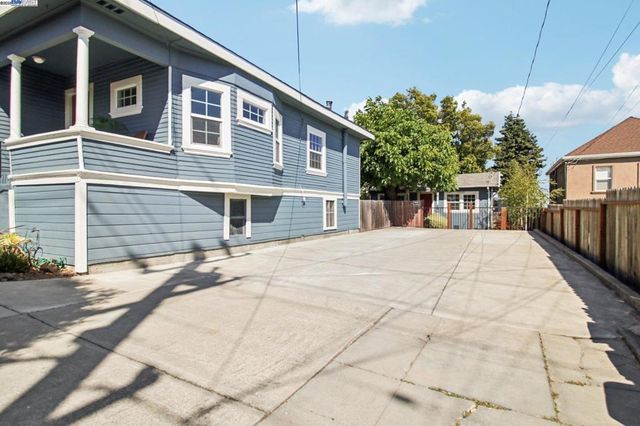 2150 50Th Ave, Oakland, CA 94601