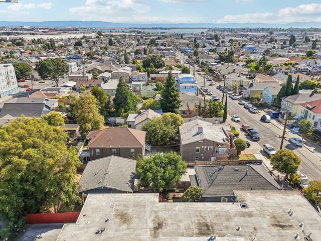 2150 50Th Ave, Oakland, CA 94601
