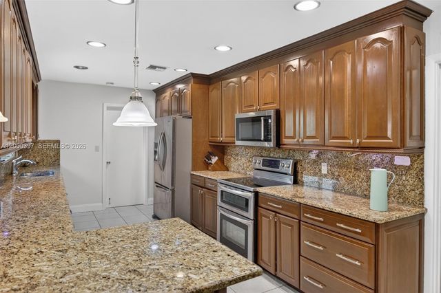 7690 SW 128th St 0, Pinecrest, FL 33156