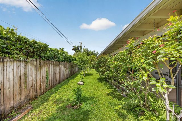 7690 SW 128th St 0, Pinecrest, FL 33156