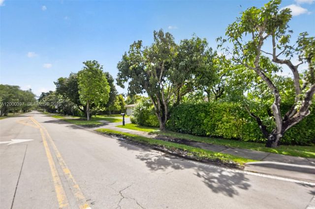 7690 SW 128th St 0, Pinecrest, FL 33156