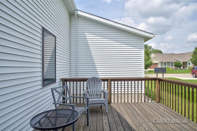 850 Harper Woods Drive 24, Byron Center, MI 49315