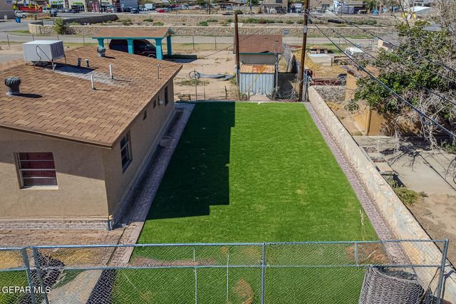 611 DELHI Drive, Socorro, TX 79927