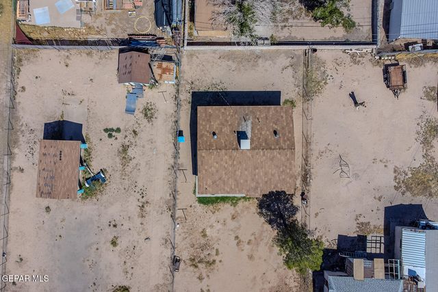 611 DELHI Drive, Socorro, TX 79927