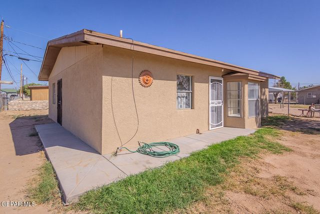 611 DELHI Drive, Socorro, TX 79927