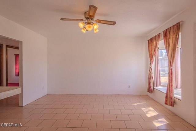 611 DELHI Drive, Socorro, TX 79927