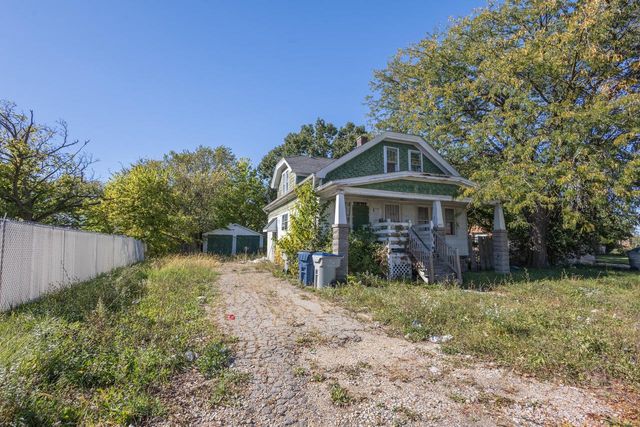 4855 N Hopkins STREET, Milwaukee, WI 53209