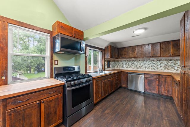 127 S River Street, Montgomery, IL 60538