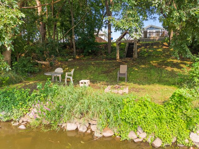 127 S River Street, Montgomery, IL 60538