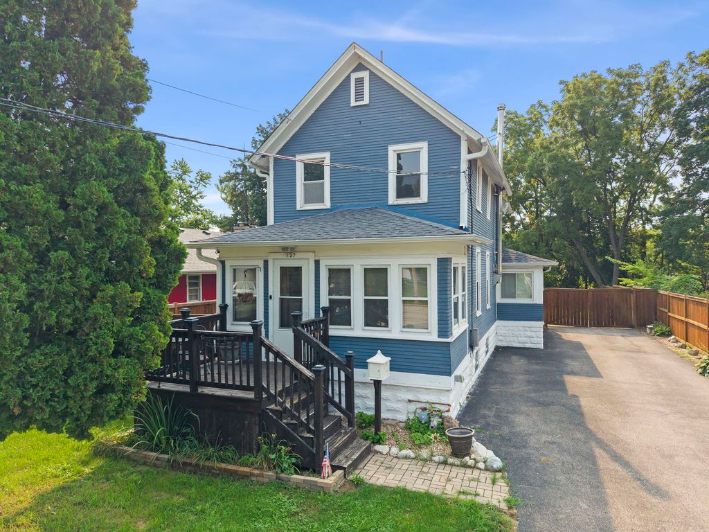 127 S River Street, Montgomery, IL 60538