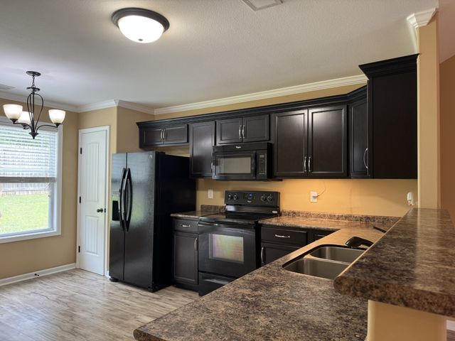 1011 Orchard Hills Dr, Clarksville, TN 37040