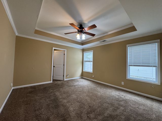 1011 Orchard Hills Dr, Clarksville, TN 37040