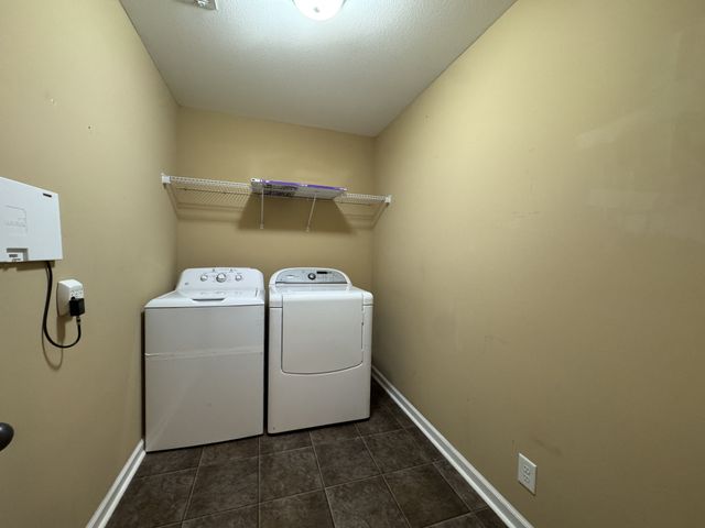 1011 Orchard Hills Dr, Clarksville, TN 37040