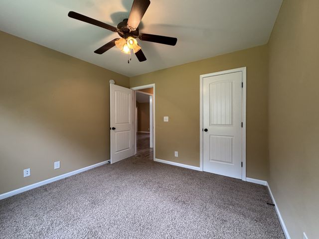 1011 Orchard Hills Dr, Clarksville, TN 37040