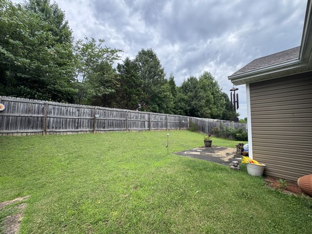 1011 Orchard Hills Dr, Clarksville, TN 37040