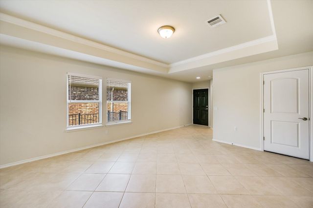 421 Holiday Creek LN, Georgetown, TX 78633