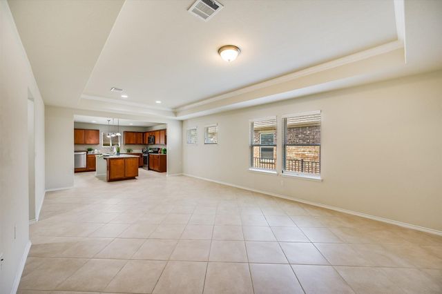 421 Holiday Creek LN, Georgetown, TX 78633