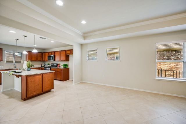 421 Holiday Creek LN, Georgetown, TX 78633
