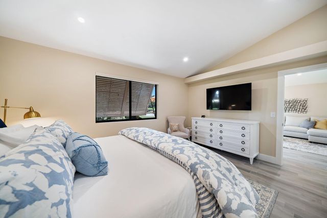 821 Club Drive, Palm Beach Gardens, FL 33418