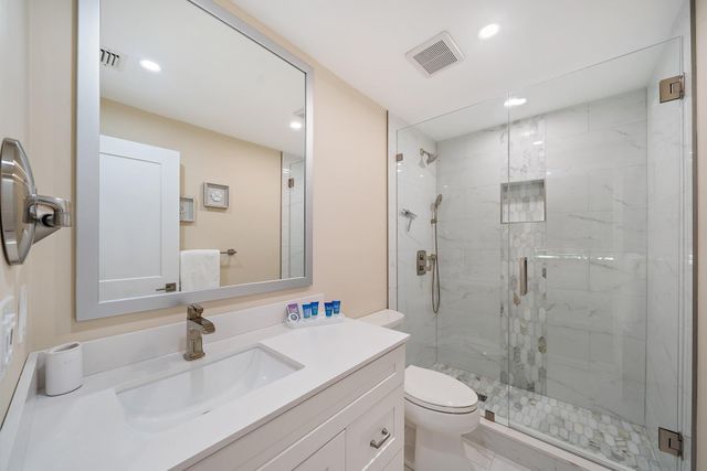 821 Club Drive, Palm Beach Gardens, FL 33418