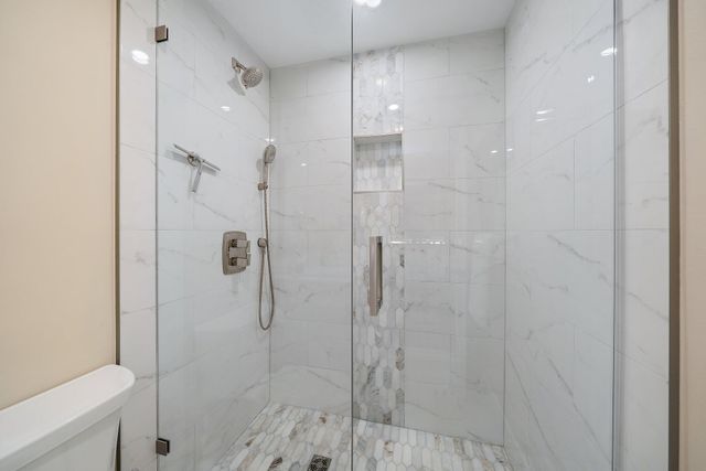 821 Club Drive, Palm Beach Gardens, FL 33418