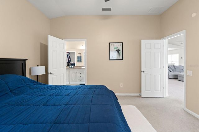 14450 WAKE ROBIN DRIVE, Brooksville, FL 34604