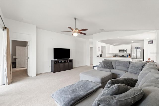 14450 WAKE ROBIN DRIVE, Brooksville, FL 34604