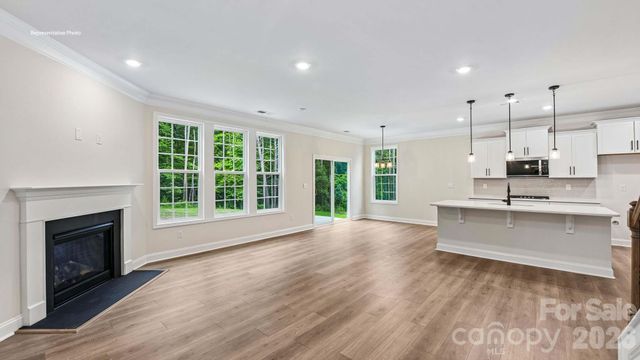 2863 Atwater Pond Circle, Denver, NC 28037