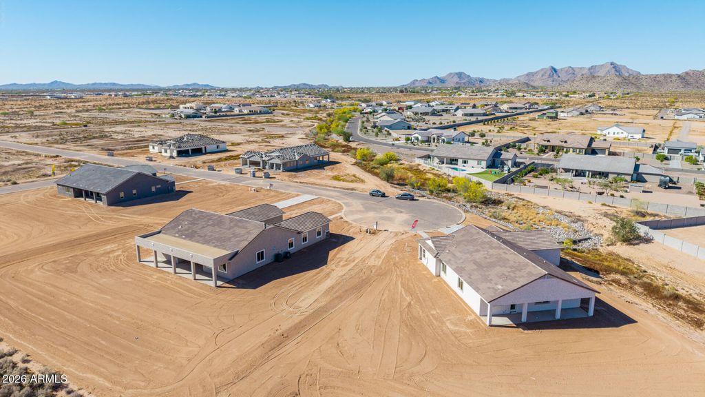 9087 W LIMESTONE MOUNTAIN Drive, Casa Grande, AZ 85194 — photo 5