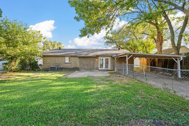 805 Northshore Drive, Garland, TX 75040