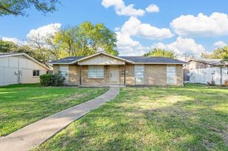 805 Northshore Drive, Garland, TX 75040