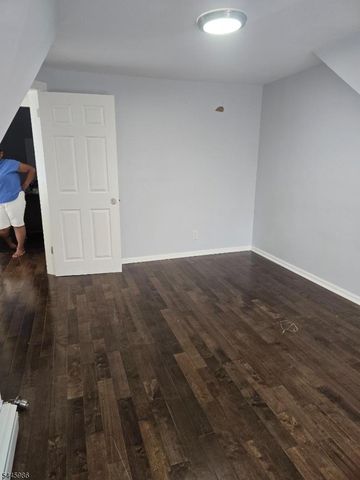217 Rutledge Ave, East Orange City, NJ 07017