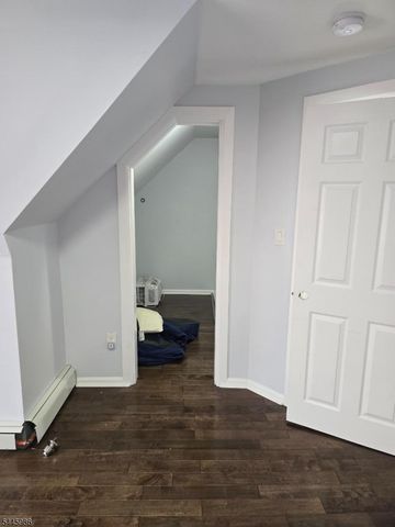 217 Rutledge Ave, East Orange City, NJ 07017