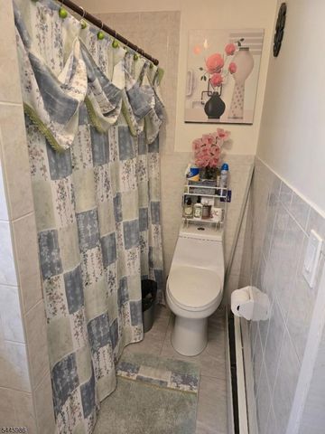 217 Rutledge Ave, East Orange City, NJ 07017