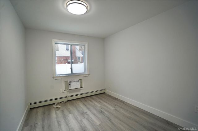 4658 161st Street, Flushing, NY 11358