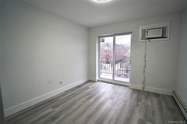 4658 161st Street, Flushing, NY 11358