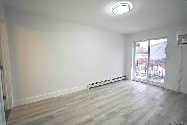 4658 161st Street, Flushing, NY 11358