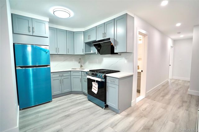 4658 161st Street, Flushing, NY 11358