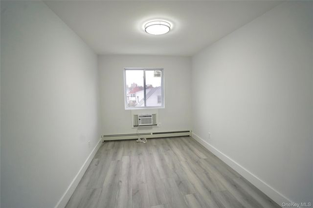 4658 161st Street, Flushing, NY 11358