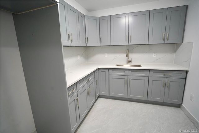 4658 161st Street, Flushing, NY 11358