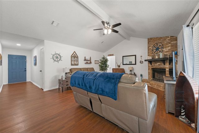 201 Westhill Drive, Hewitt, TX 76643