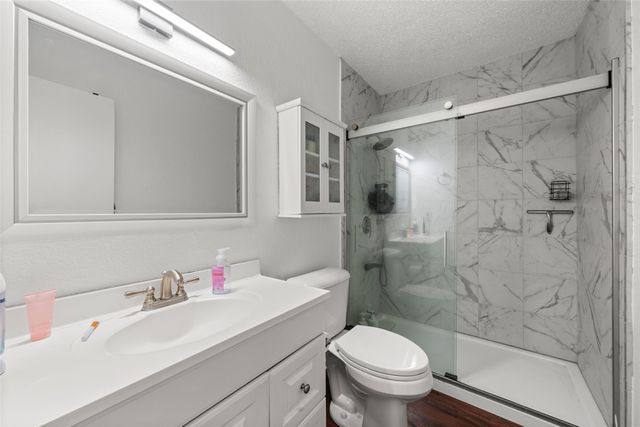 201 Westhill Drive, Hewitt, TX 76643